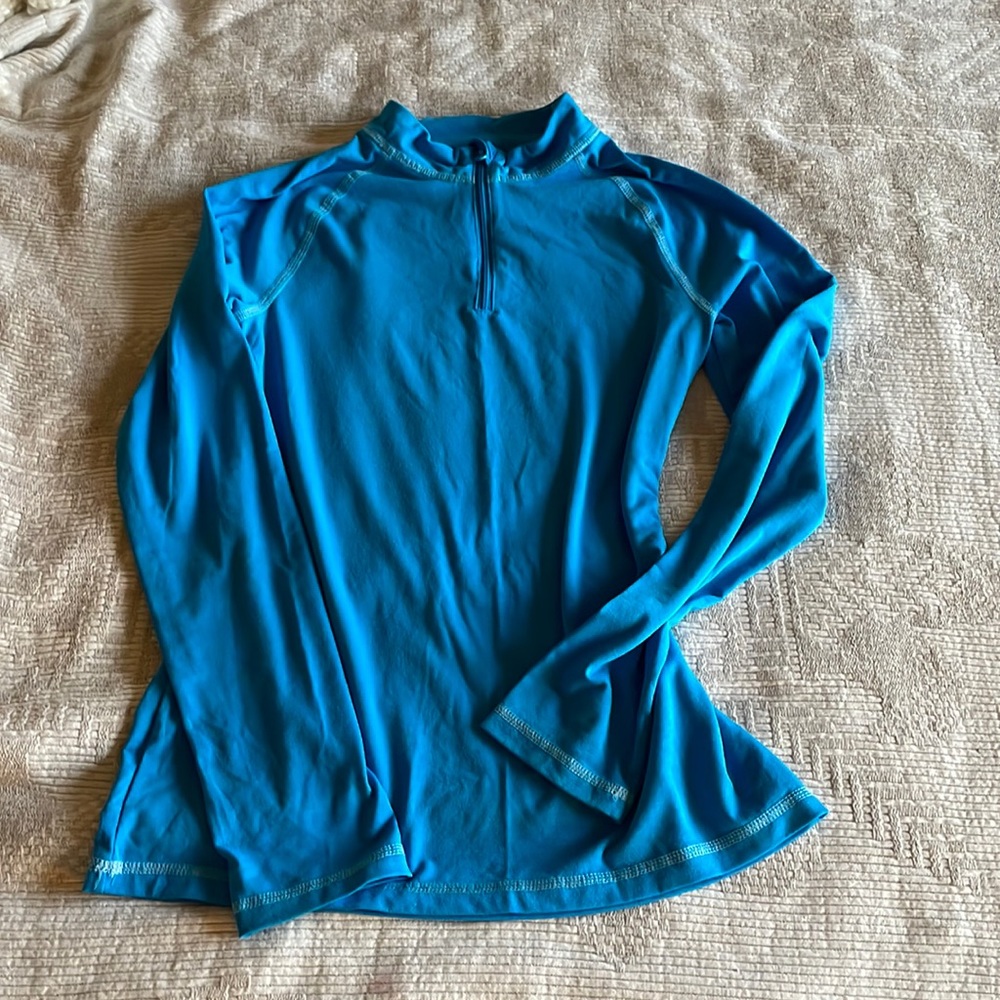 REI top